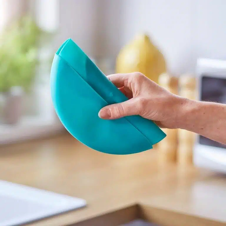 Tommee tippee roll n' go bib